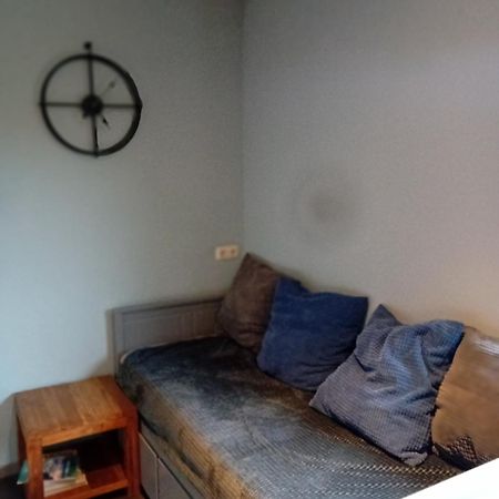 B&B Typisch Lelies Liessel Екстериор снимка
