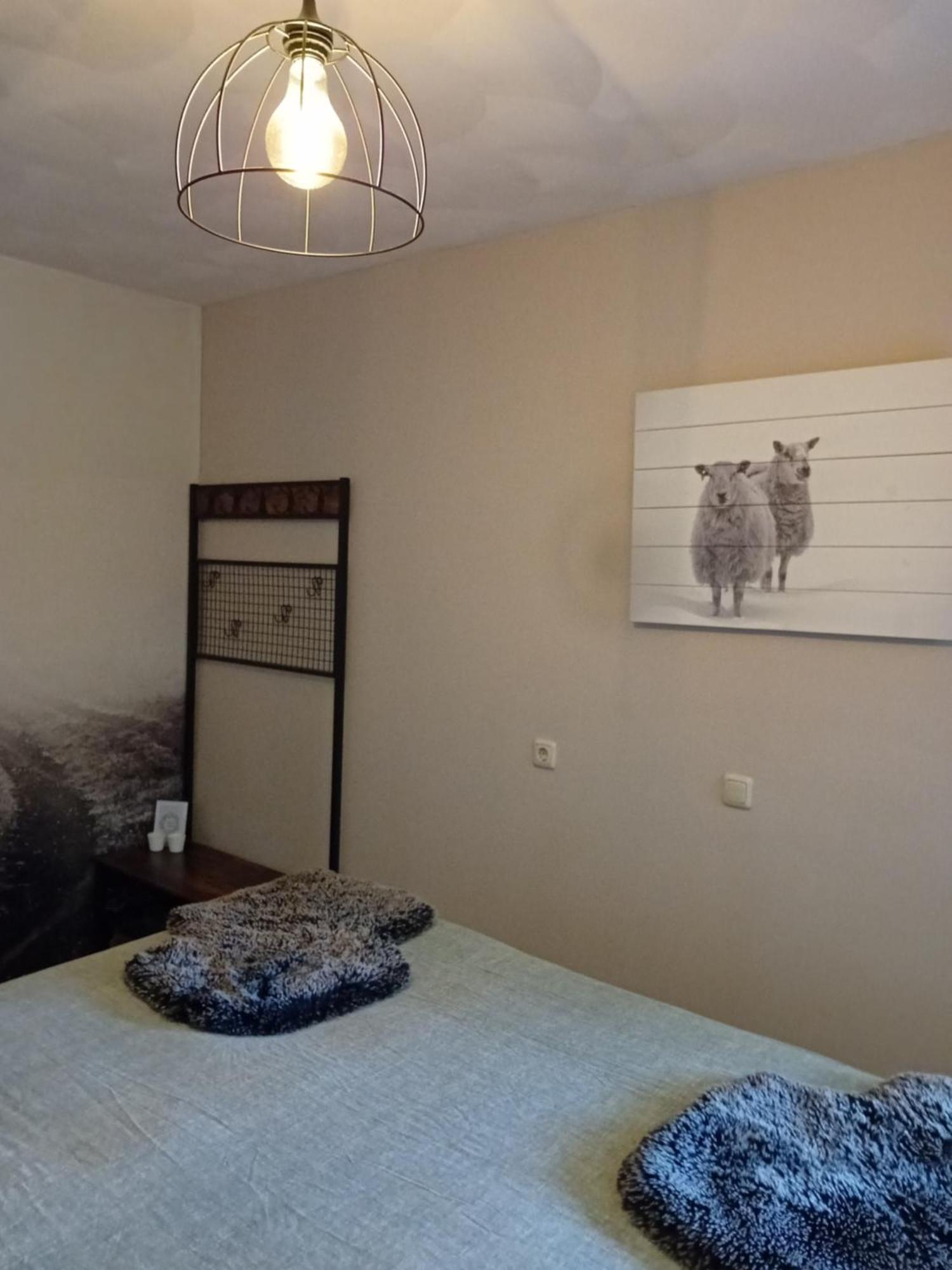 B&B Typisch Lelies Liessel Екстериор снимка